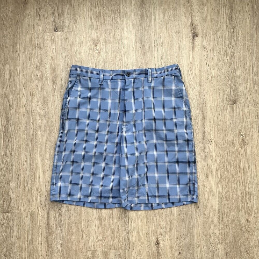 IZOD Golf Shorts Mens 34 Blue White Plaid Outdoor Golf Performance Casual
